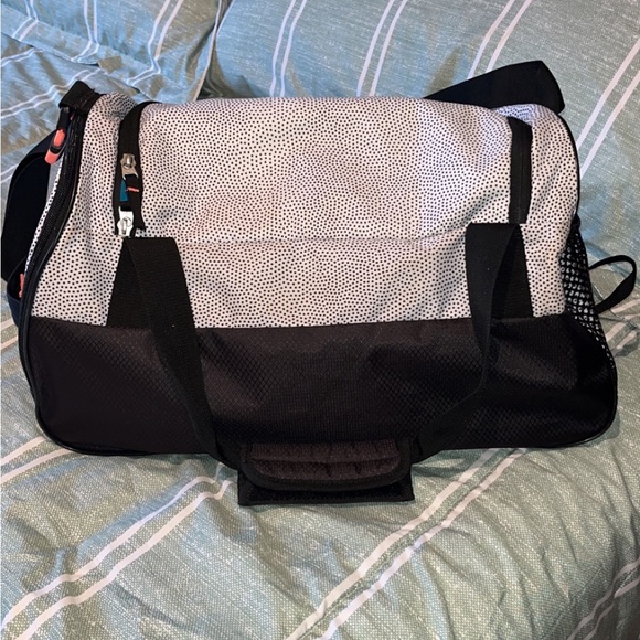 Adidas gym bag - Picture 3 of 3